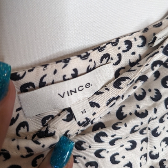 VINCE. Black and White Wrap Skirt - Picture 10 of 15